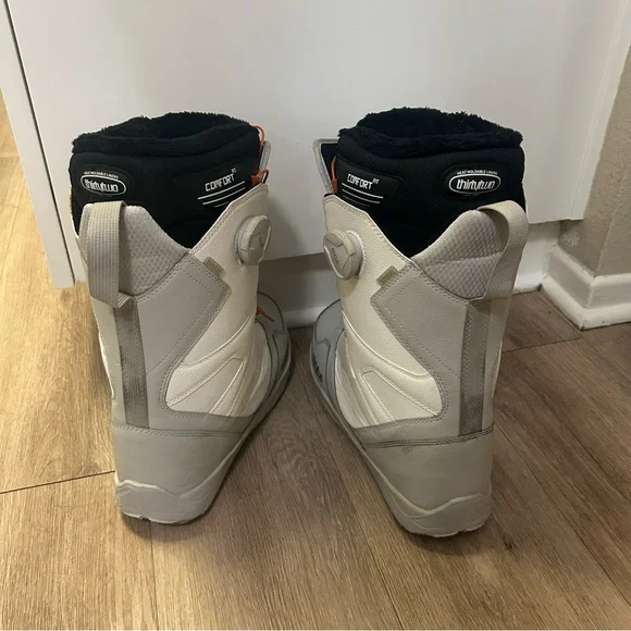 ThirtyTwo Women's Snowboard Boots Double Boa Size 10 - Picture 3 of 7
